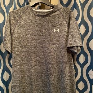 Under armor tshirt